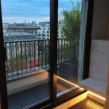 The Establishment Champs-elysees Apartment *